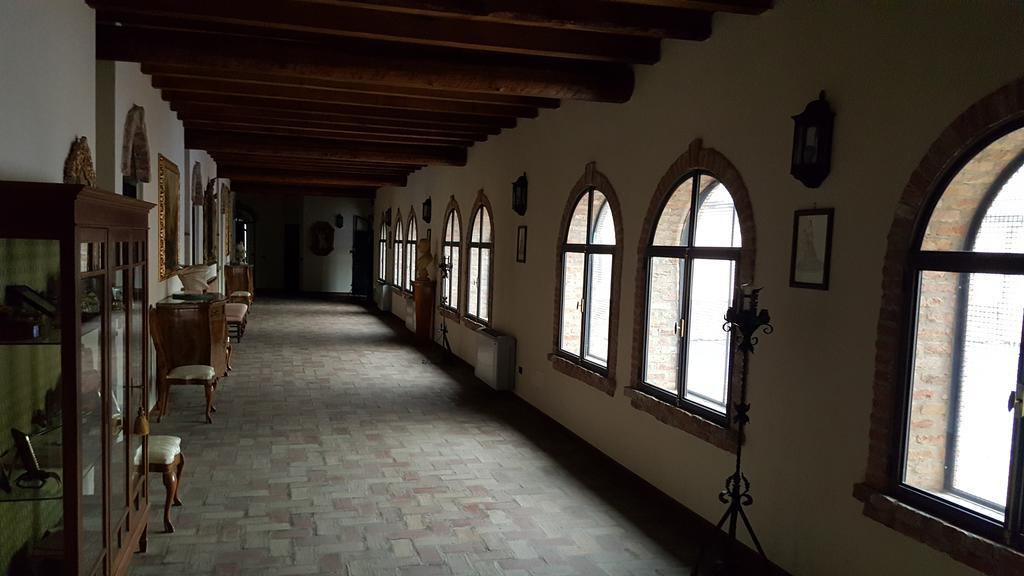 Tenuta Il Tenchio Lacchiarella Bagian luar foto