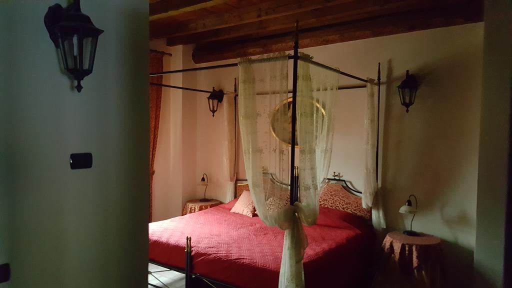 Tenuta Il Tenchio Lacchiarella Bagian luar foto